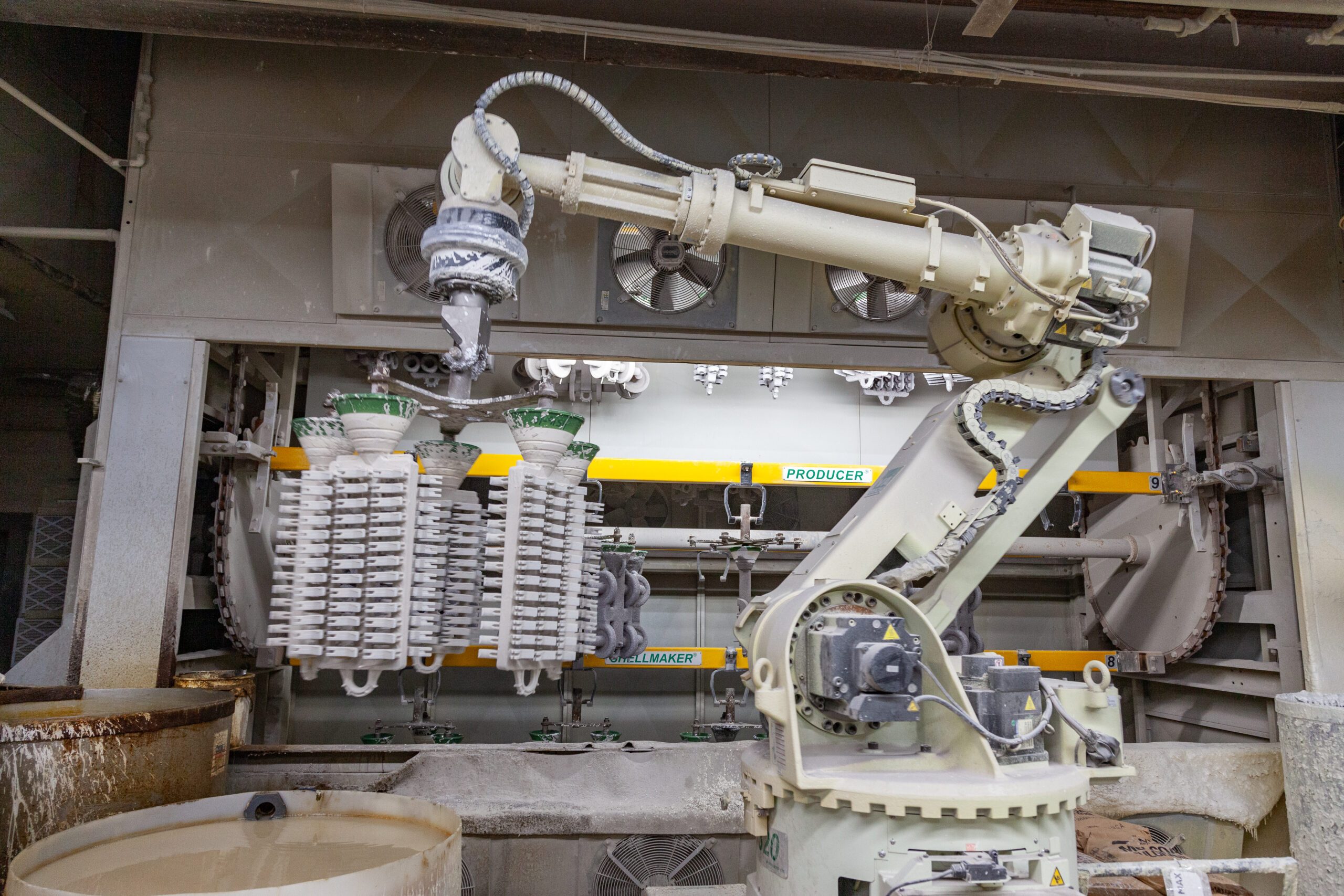 Lamothermic precision investment casting dipping robot